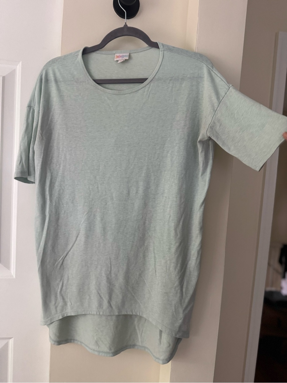 LuLaRoe Mint Crew Neck Short Sleeve Top